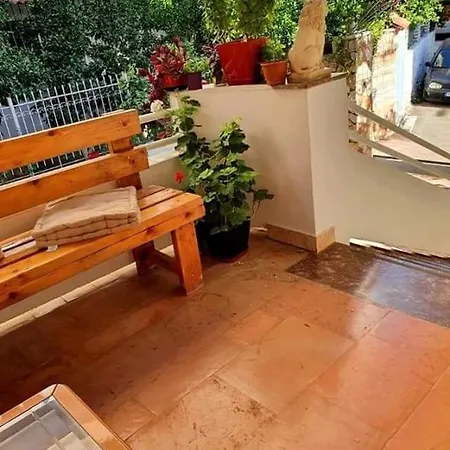 28 App * Σαράντα