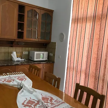 Family Relax شقة ساراندا
